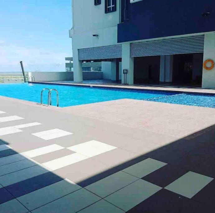 Orked Vanda, 3 Bedroom Apartment, Seaview Netflixwifiyoutube Κουάλα Τερενγκάνου Εξωτερικό φωτογραφία